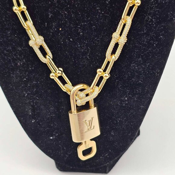 Auth Louis Vuitton Lock & Key w/unbranded 925 Pure Silver Gold plated Necklace - Picture 4 of 16